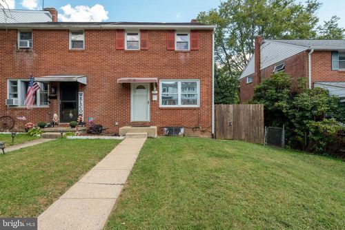 825 S Pearl St, LANCASTER, PA, 17603-5853 | Card Image