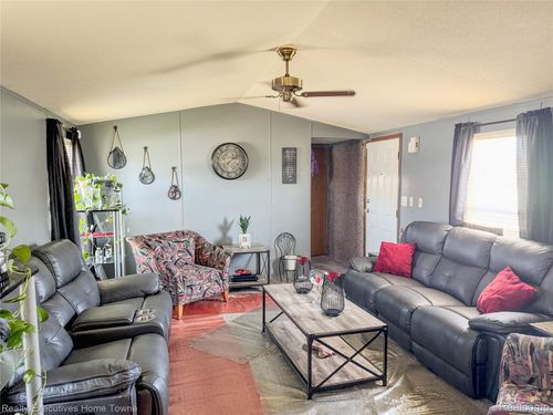 43636 Teal Cir, Clinton Township, MI, 48036-3379 | Card Image