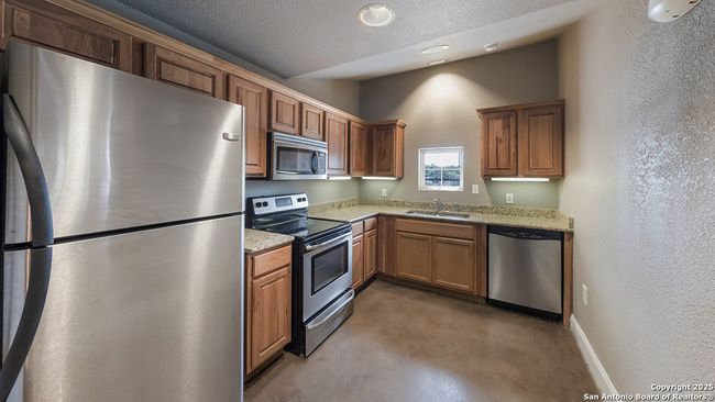 15211 Sacred Bis, House other with 3 bedrooms, 2 bathrooms and null parking in San Antonio TX | Image 52