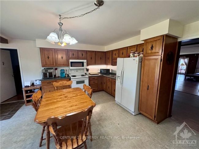 5347 St Andrews Rd, House other with 3 bedrooms, 2 bathrooms and 10 parking in Saint Andrews West ON | Image 8