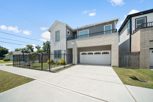 2303 Wipprecht St, Houston, TX, 77020-2719 | Card Image