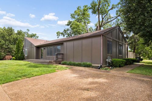 507 Doral Country Dr, Nashville, TN, 37221-2605 | Card Image