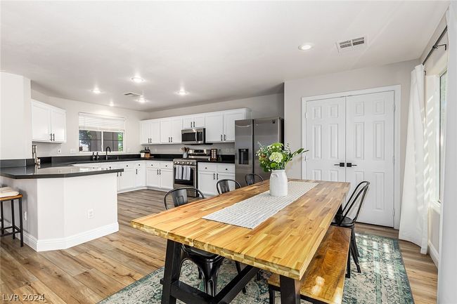 7805 Falling Pines Pl, House other with 4 bedrooms, 3 bathrooms and null parking in Las Vegas NV | Image 15