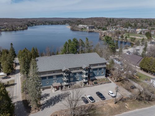 203-4 Lake Ave, Haliburton, ON, K0M1S0 | Card Image