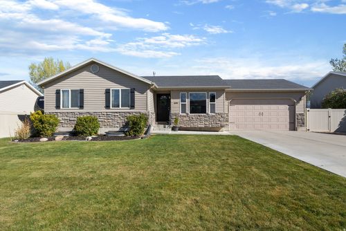 451 880, Nephi, UT, 84648-2144 | Card Image