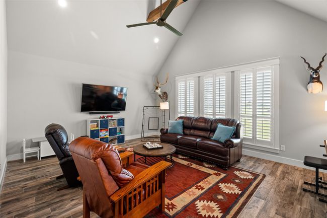 321 Kenyon Ct, House other with 4 bedrooms, 4 bathrooms and null parking in Granbury TX | Image 23