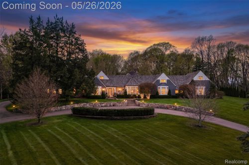 267 Woodberry Dr, Bloomfield Hills, MI, 48304-3563 | Card Image