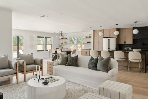 2005 Pompton Dr, Austin, TX, 78757-8214 | Card Image