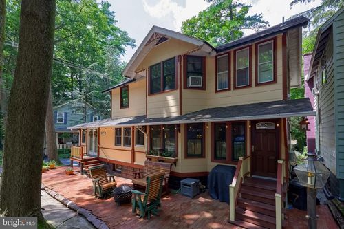 207 Dickson Ave, MOUNT GRETNA, PA, 17064 | Card Image