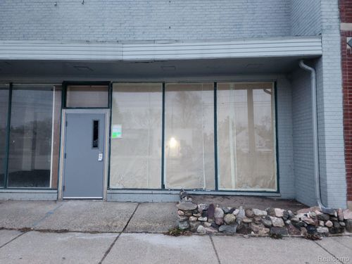 16914 9 Mile Rd, Eastpointe, MI, 48021-2449 | Card Image