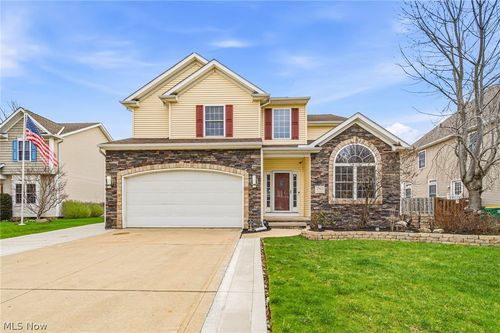 783 Outrigger Cv, Painesville, OH, 44077-4689 | Card Image