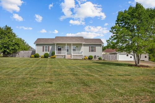 17041 Pond Cir, Bon Aqua, TN, 37025-3193 | Card Image