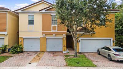 773 Pipers Cay Drive, Townhouse with 3 bedrooms, 2 bathrooms and null parking in West Palm Beach FL | Image 1