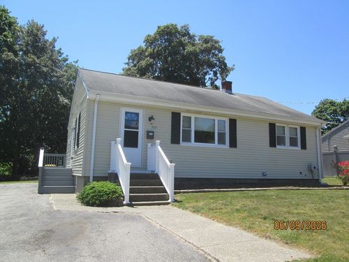 535 Shirley Ave, Somerset, MA, 02725-2019 | Card Image