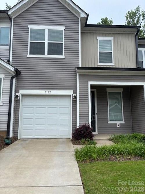9122 Widden Way, Charlotte, NC, 28269-4931 | Card Image