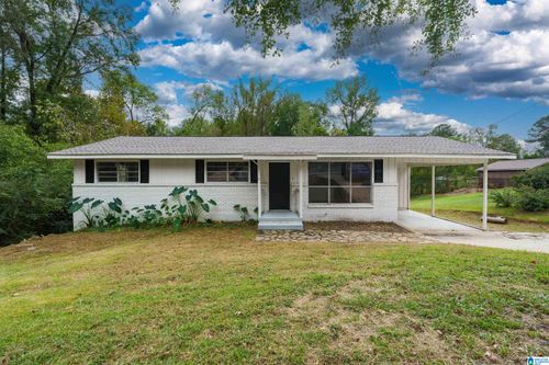 8211 Baker Ave, LEEDS, AL, 35094-5818 | Card Image