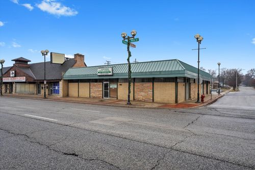 5346 W 95th St, Oak Lawn, IL, 60453-2452 | Card Image