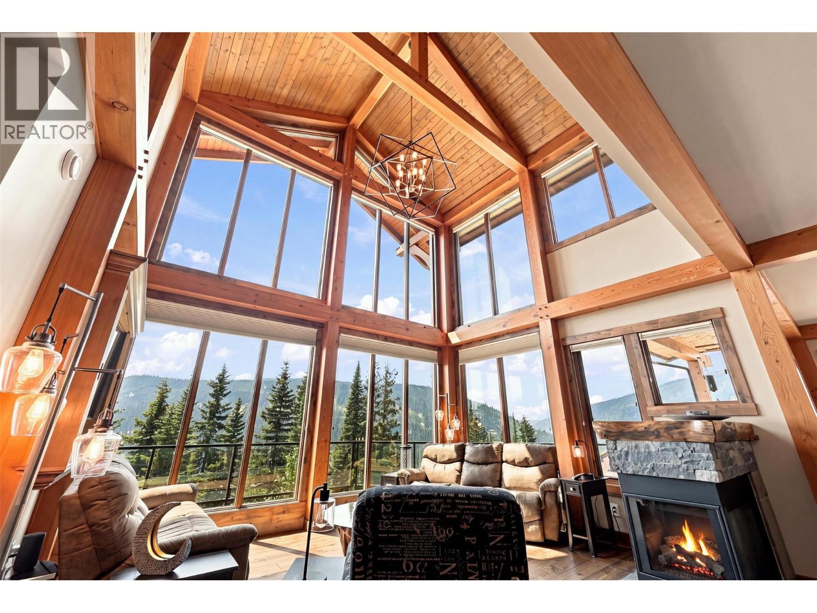 Residential in Sun Peaks 5