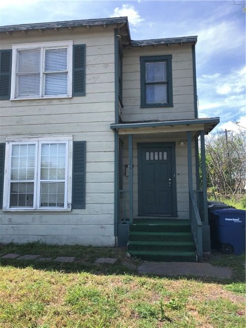 b-2901 S Staples St, Corpus Christi, TX, 78404-3607 | Card Image