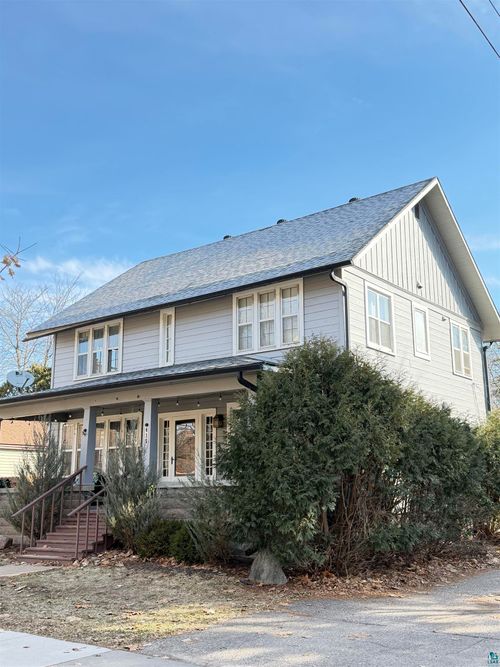 415 3rd Ave, Eau Claire, WI, 54703-5538 | Card Image