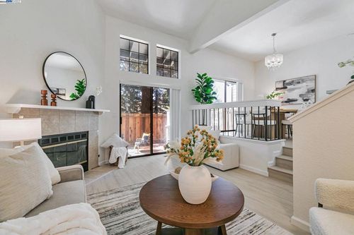 636 Praderia Cir, Fremont, CA, 94539-6316 | Card Image