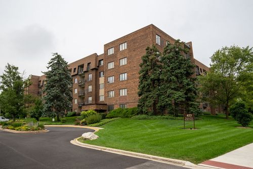 3p-453 Raintree Drive, Glen Ellyn, IL, 60137 | Card Image