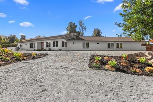 16220 Del Norte, Poway, CA, 92064-1820 | Card Image
