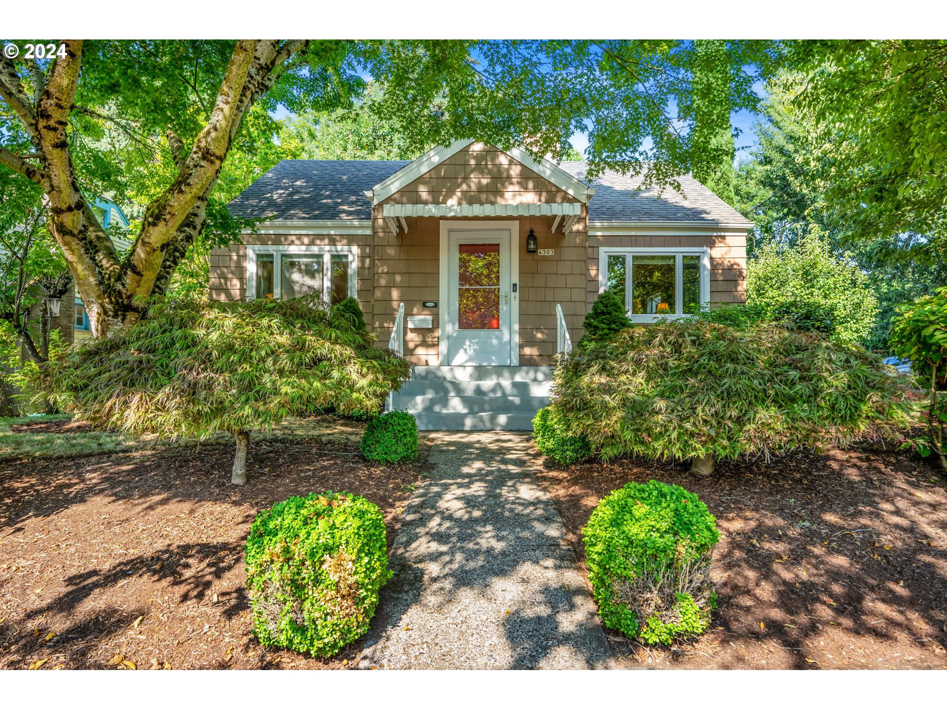 30th Ave, Portland, OR 97202