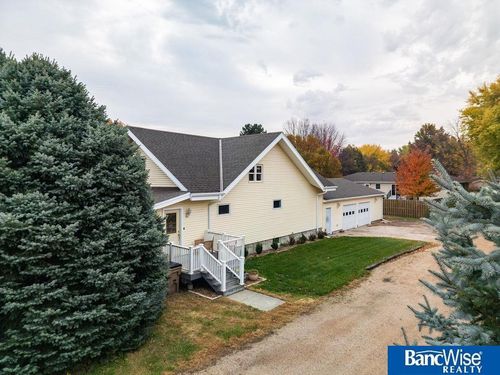 2004 Q Street, Aurora, NE, 68818 | Card Image