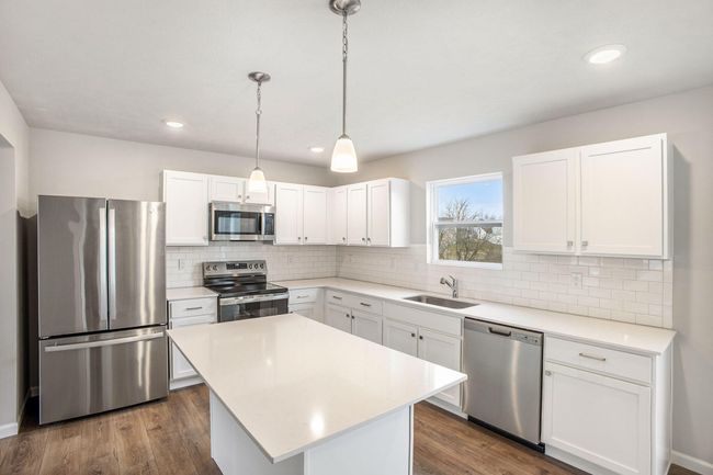 4-CBR018-i1880-Kitchen2 | Image 5