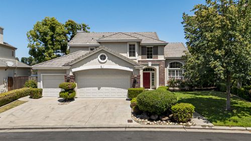 4231 Pinehurst Cir, Stockton, CA, 95219-1883 | Card Image