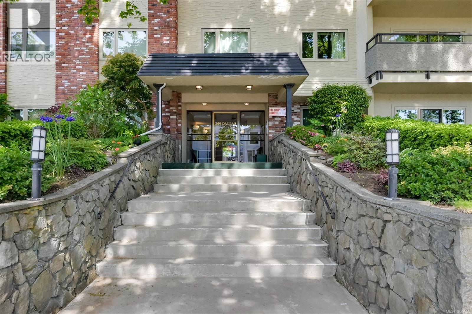 Residential in Victoria 4