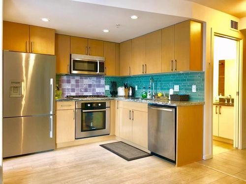 613-1887 Crowe Street, Vancouver, BC, V5Y0B4 | Card Image