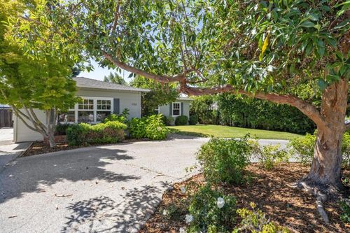 1050 Boranda Ave, Mountain View, CA, 94040-3143 | Card Image
