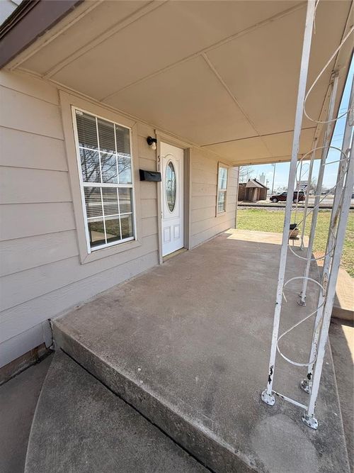 514 S Jackson Street, Altus, OK, 73521 | Card Image