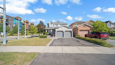 61 Madelaine Dr, House other with 4 bedrooms, 4 bathrooms and 6 parking in Barrie ON | Image 1