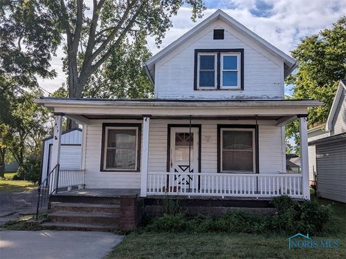 413 Fillmore St, Napoleon, OH, 43545-1613 | Card Image