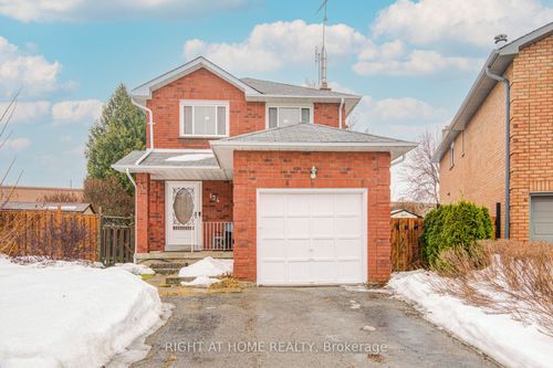 134 Dumfries Ave, Brampton, ON, L6Z2W9 | Card Image