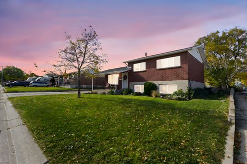 3390 8525, Magna, UT, 84044-2713 | Card Image