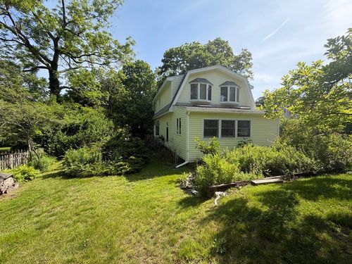 138 Leonard St, Gloucester, MA, 01930-1248 | Card Image