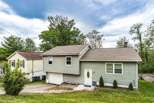 921 Revere St, Morgantown, WV, 26505-5140 | Card Image