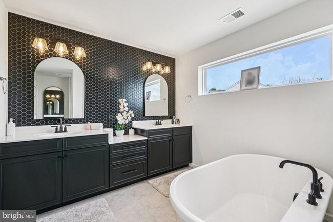 1832 Enclave Dr, House other with 5 bedrooms, 5 bathrooms and null parking in QUAKERTOWN PA | Image 38