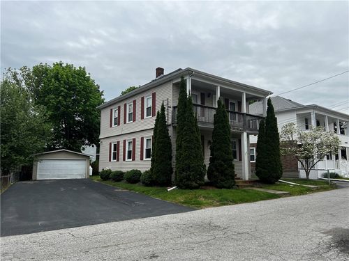 15 Jodoin St, West Warwick, RI, 02893-4911 | Card Image