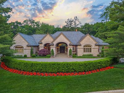 20 Hidden Ridge, Home with 4 bedrooms, 4 bathrooms and null parking in Bloomfield Hills MI | Image 1