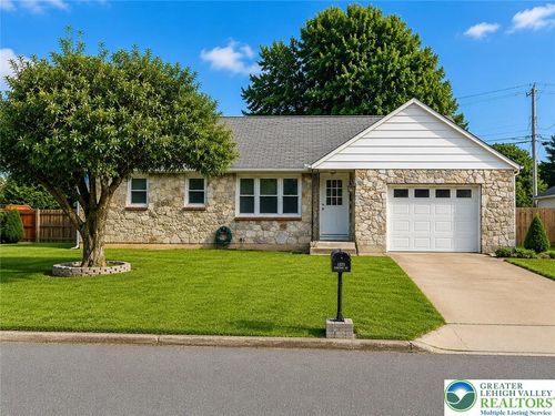 1225 Brentwood Ave, BETHLEHEM, PA, 18017-9322 | Card Image