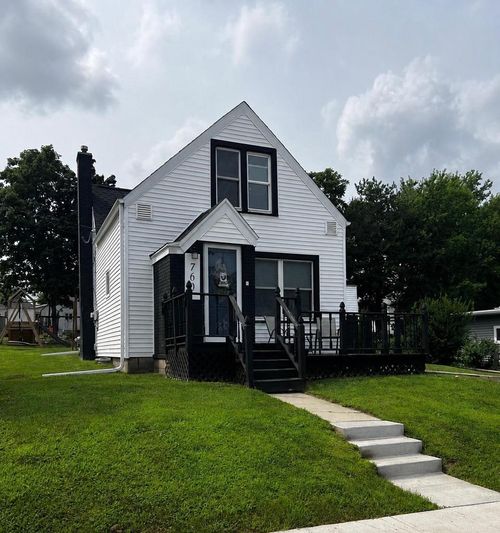760 Grace St, Platteville, WI, 53818-1801 | Card Image