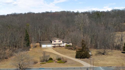 7998 Sears Rd, Horton, MI, 49246-9513 | Card Image