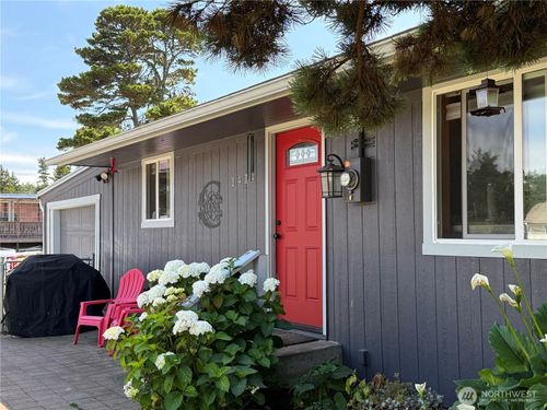 1414 177th Pl, Long Beach, WA, 98631-6601 | Card Image