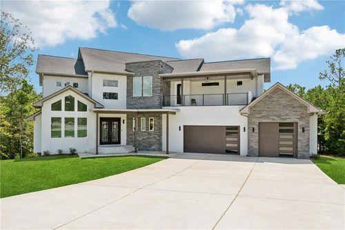 23 Fernbank Way, Newnan, GA, 30265-2637 | Card Image