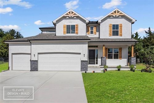 2230 Sw Crown Dr, Lee's Summit, MO, 64082-4221 | Card Image